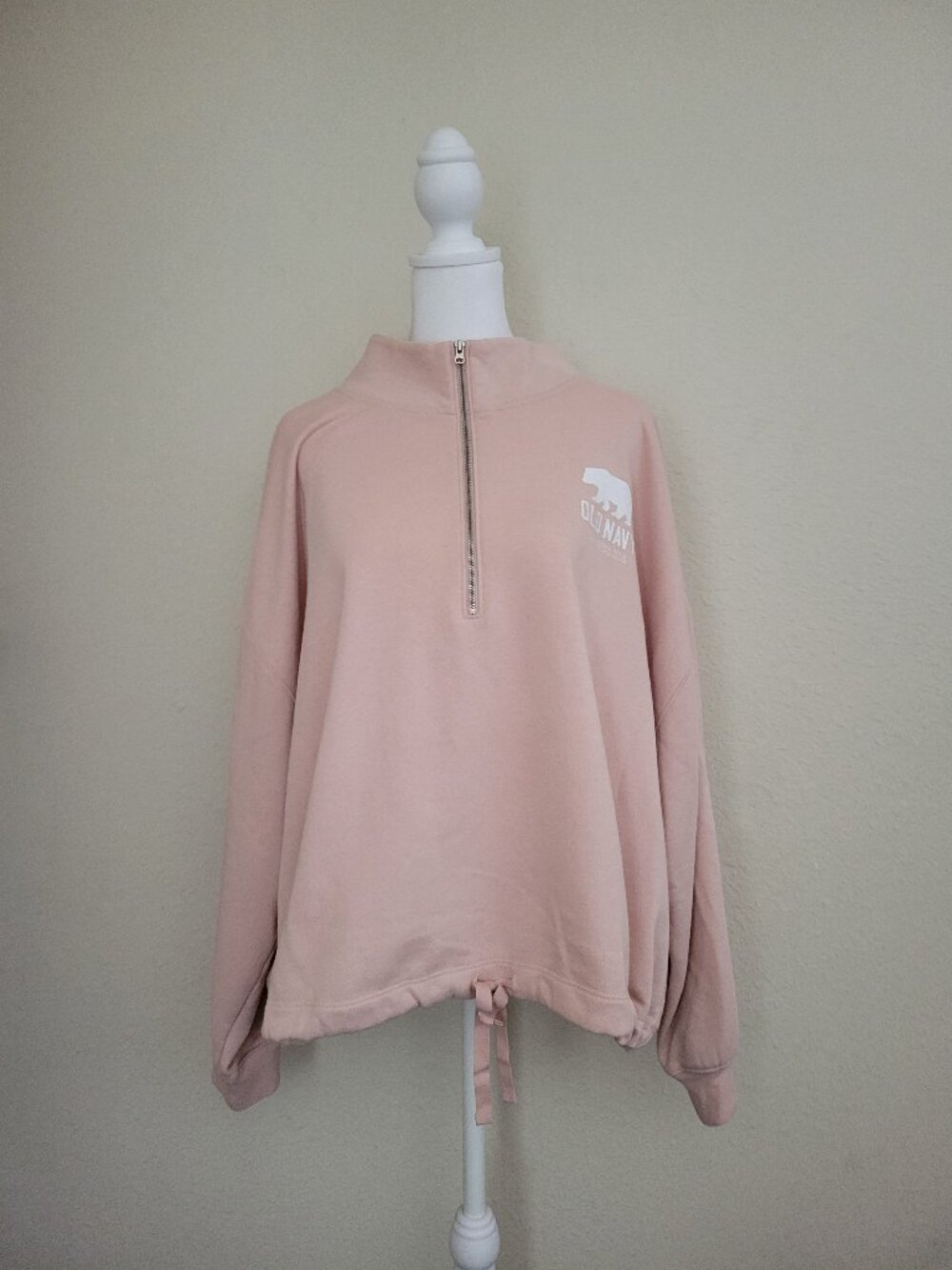 Old Navy Women's Sweatshirt